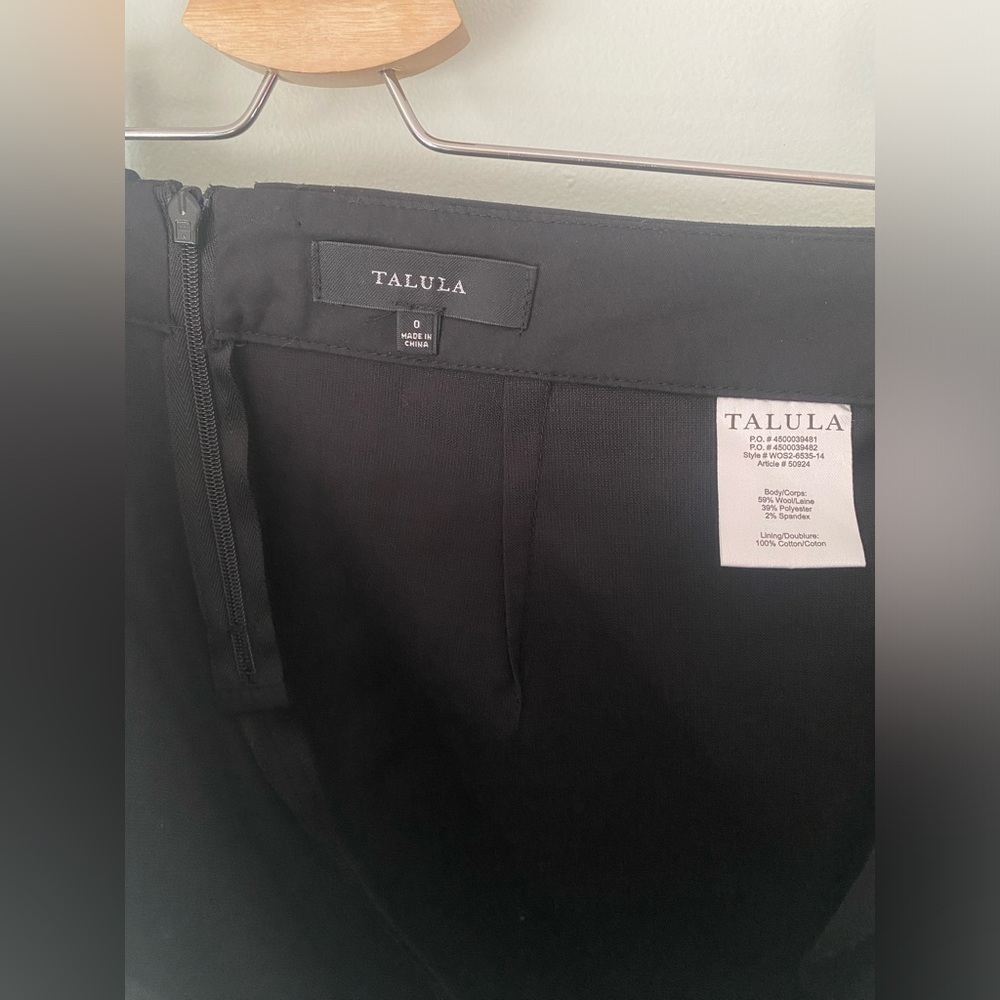 Talula Berklee Skort Black New with tag Size 0 Zipper Back Wool Blend Career - Picture 8 of 9